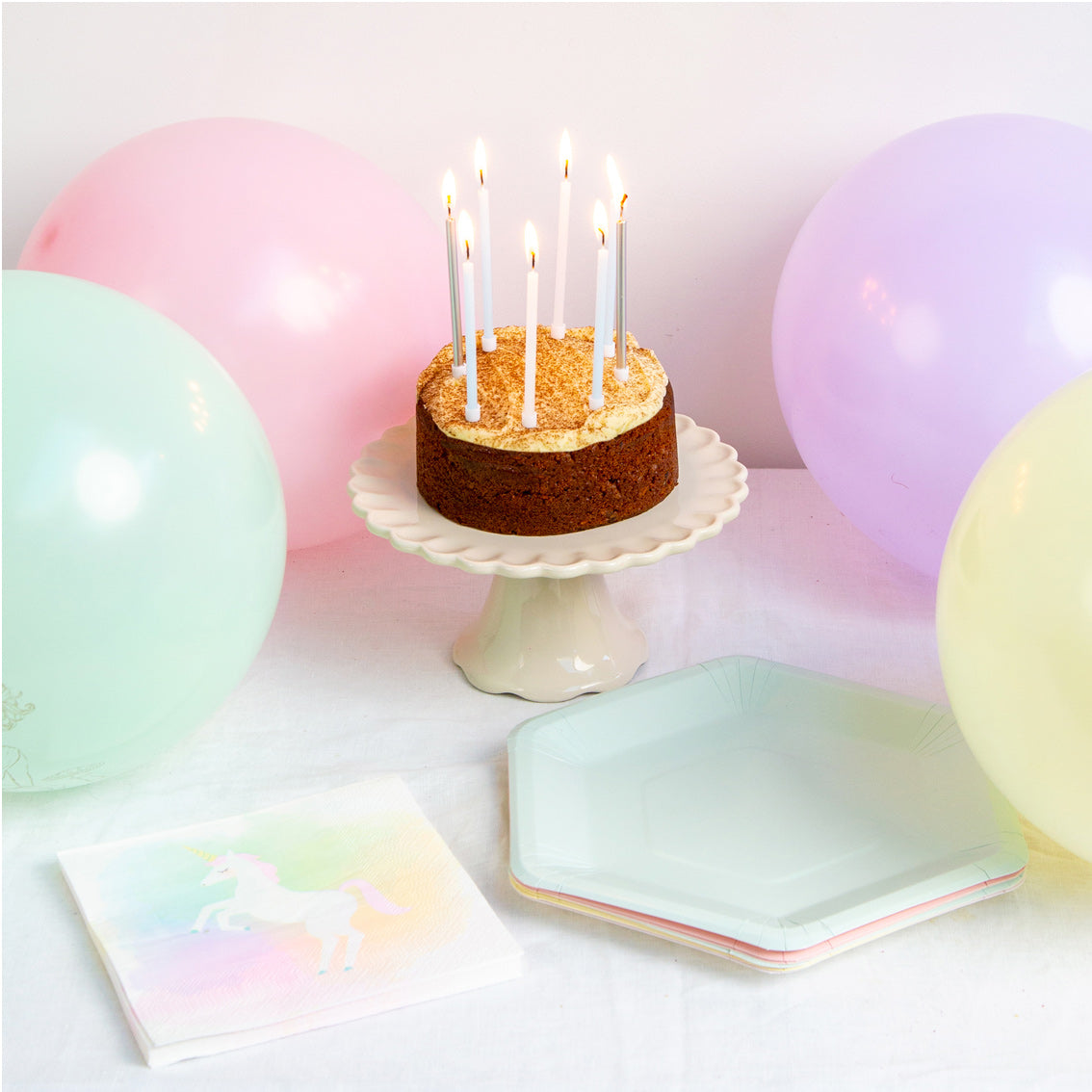kinderparty blue-candle-m-01_dbce6a15-6e26-4410-9ed2-4803198c6a23