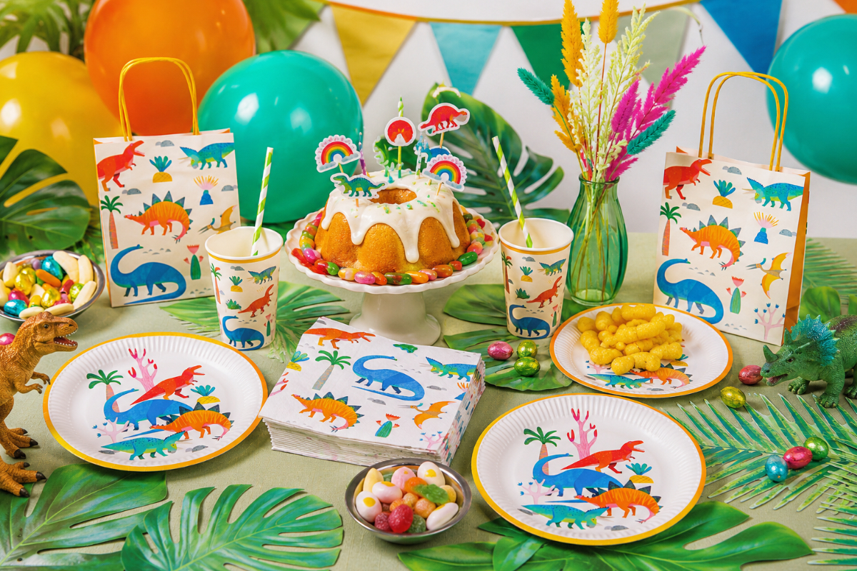 dinosaurs, party tableware, cake, napkins, plates