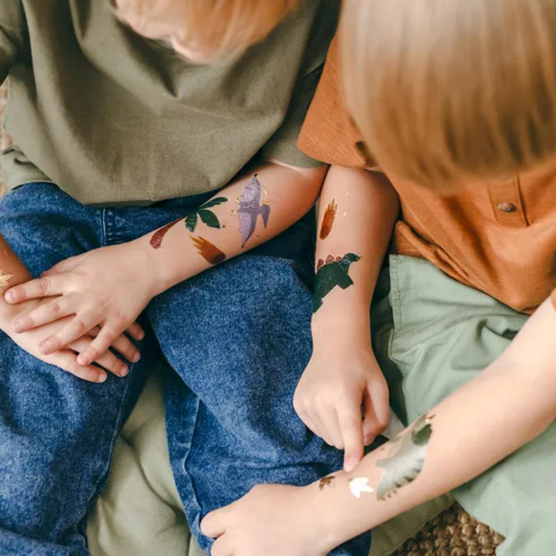 Kindergeburtstag-Tattoos-Dinosaurier-Mix-2