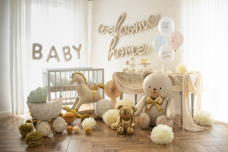 baby room, decor, balloons, teddy bear, nursery