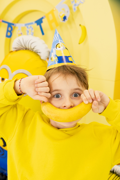 kind, birthday, party, banana, yellow