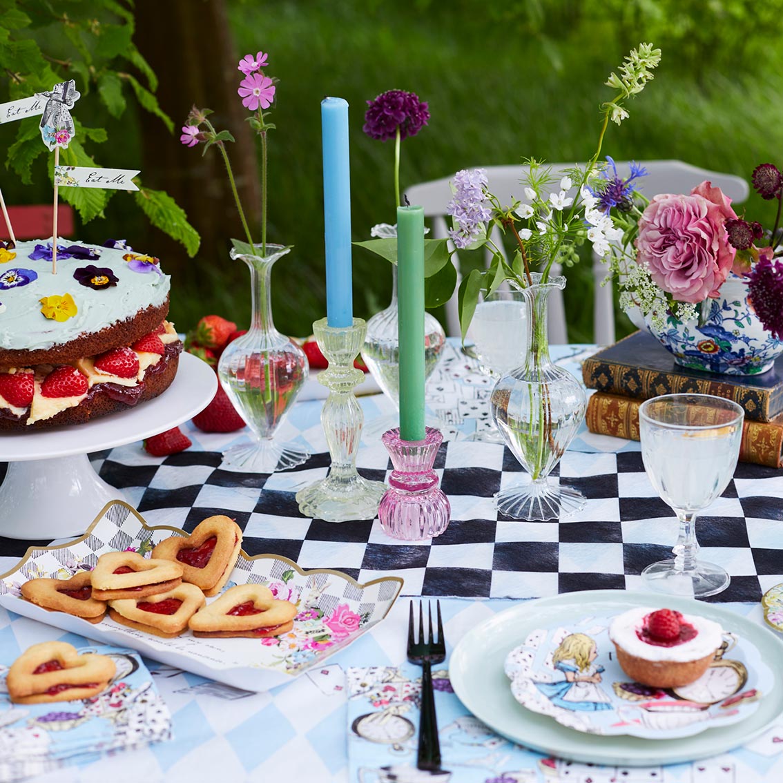 kinderparty ts-alice-28_a863e62e-9c4b-40e4-a463-aa8e99d6978f