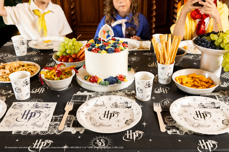 kuchen, tischdeko, fondantkuchen, grüße, feiertafel