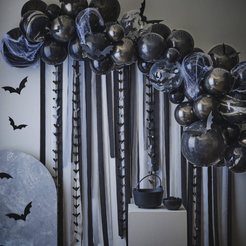 Kindergeburtstag-Ballonbogen_Halloween_2