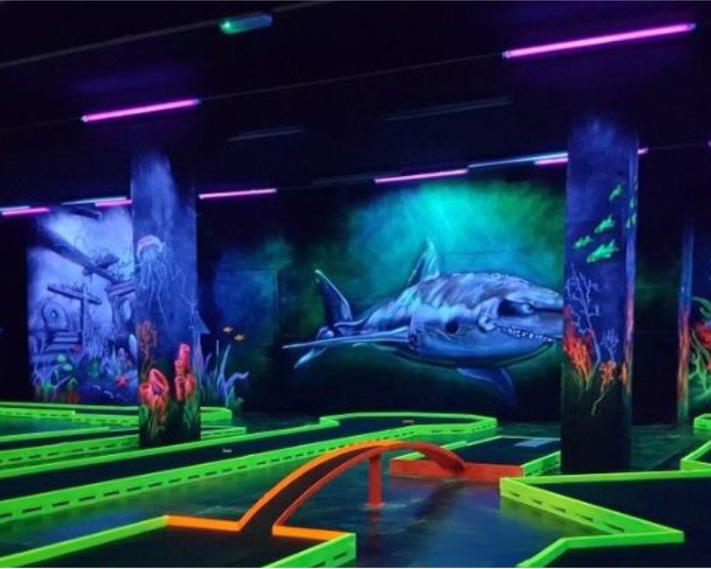 kinderparty Schwarzlicht-Minigolfanlage_1280x1280