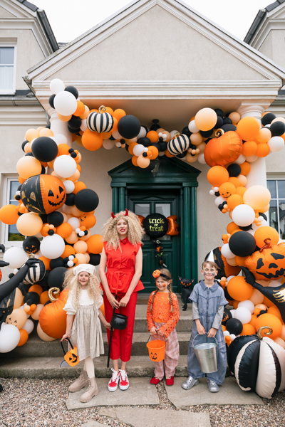 Halloween, Balloon dekor, Kürbisse, Kinder, Kostüm
