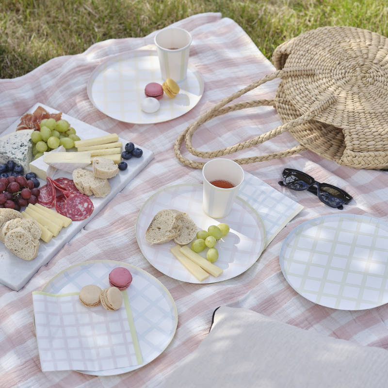 Kindergeburtstag-Teller-Pastell-Gingham-2