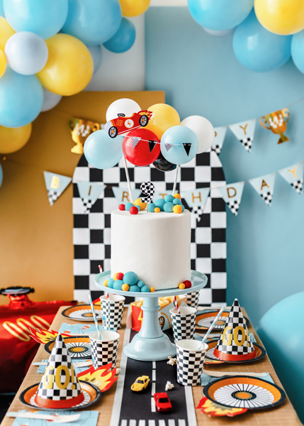 kuchen, torte, ballons, ballon-deko, checkered-muster