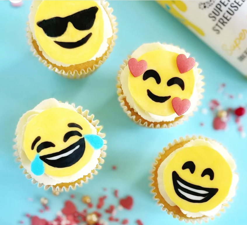 cupcakes, emojis, gelb, frosting, dekorativ