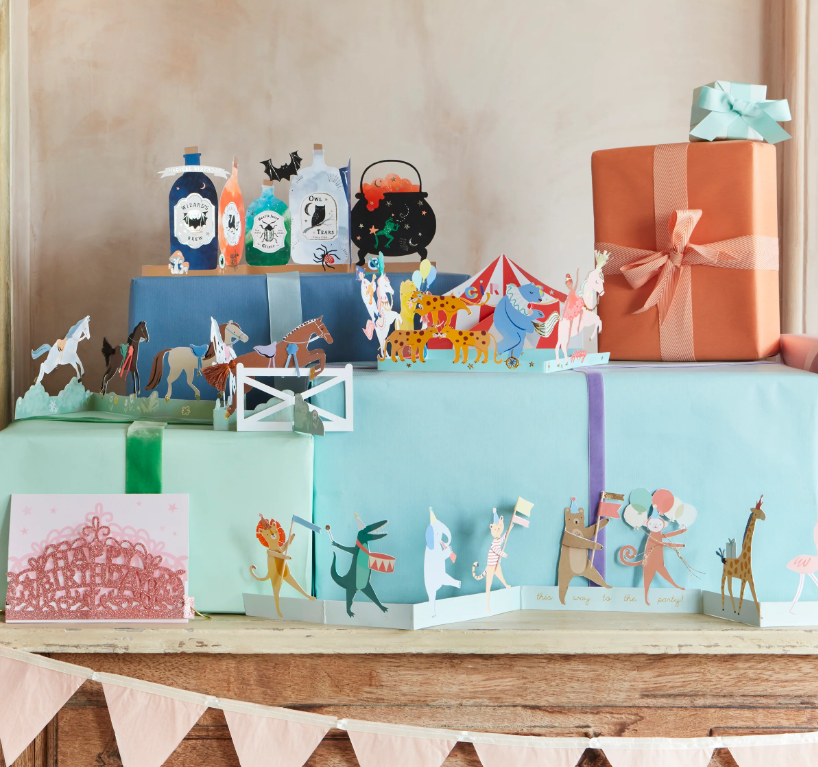Geschenke, Geschenkverpackung, Partydeko, Kartonfiguren, Tiere