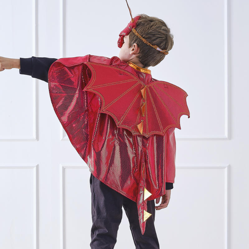 Kindergeburtstag-Umhang-Roter-Drache-2
