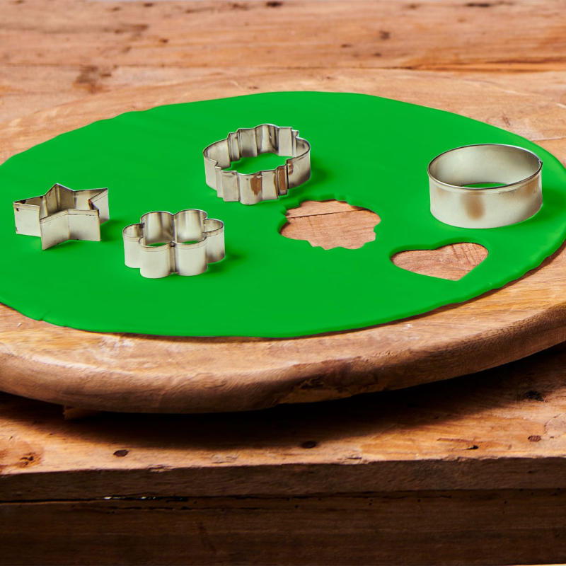 Kindergeburtstag-Funcakes_Fondant_ausgerollt_Fruehlingsgruen_2_1