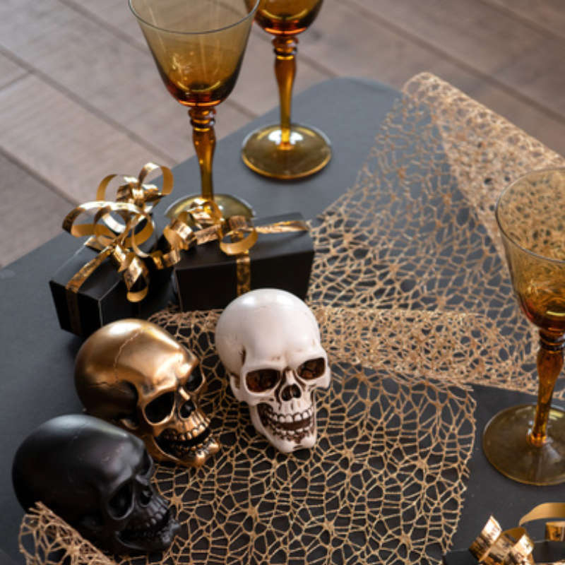Kindergeburtstag-Tischdekoration_Totenkopf_gold_1