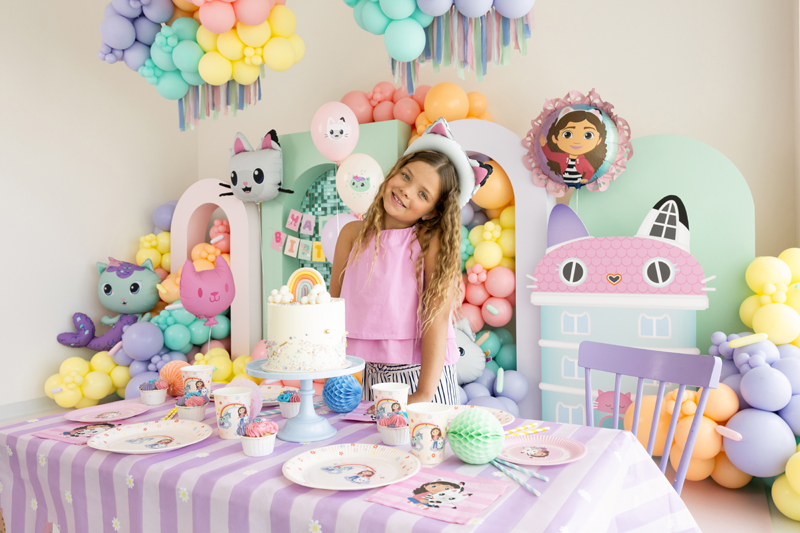 Kindergeburtstag, Dekoration, Ballongdeko, Kuchen, Tiermotive