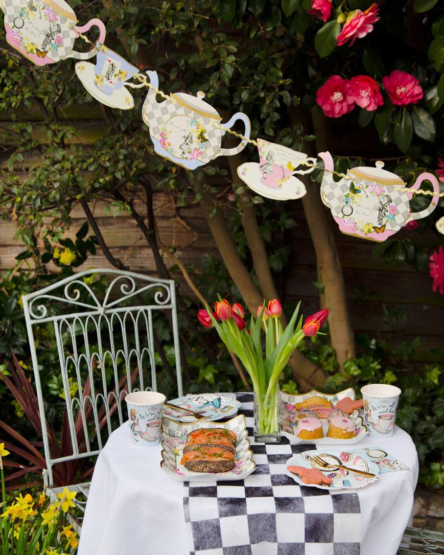 kinderparty tsalice-bunting01_504b9563-49e9-4cc3-9b4c-ff0fde37094a