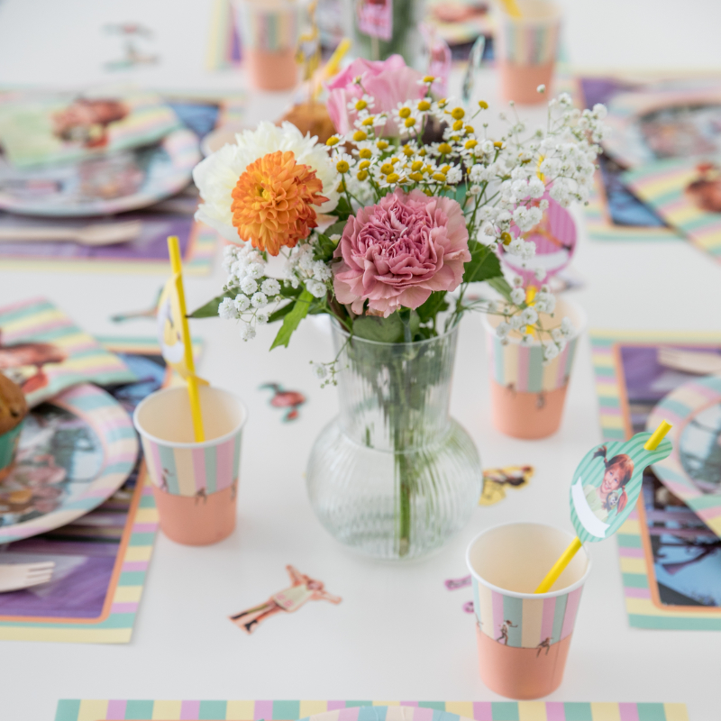 kinderparty Pippi_Becher_Trinkhalm_Konfetti