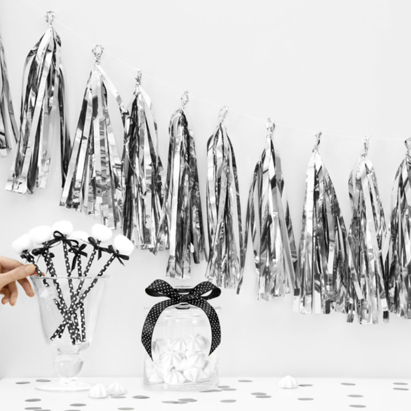 Kindergeburtstag-Tassel_Girlande_Silber_1
