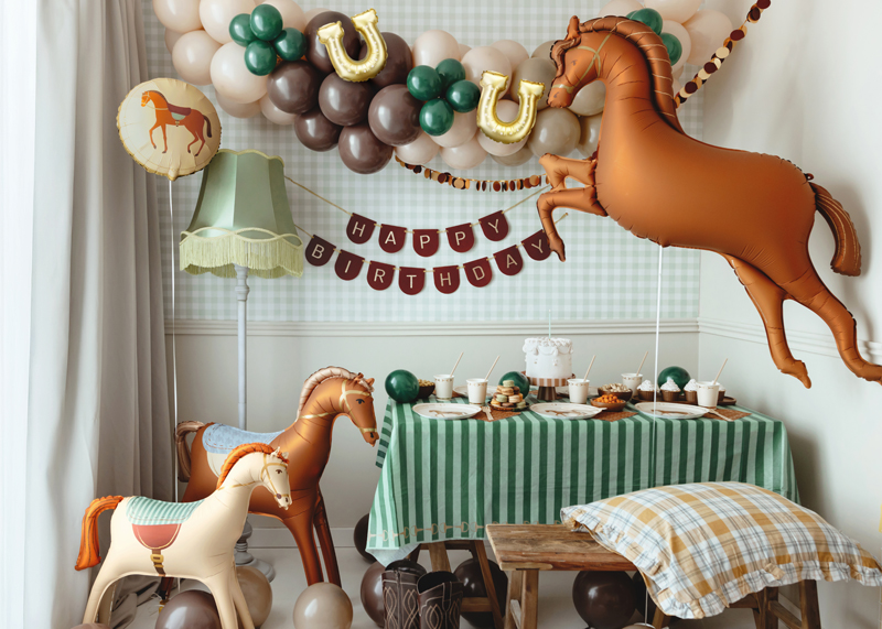 h Geburtstagsparty, Ballons, Hengst-Pferd, Tafelgeschirr, grüner gestreifter Tischtuch