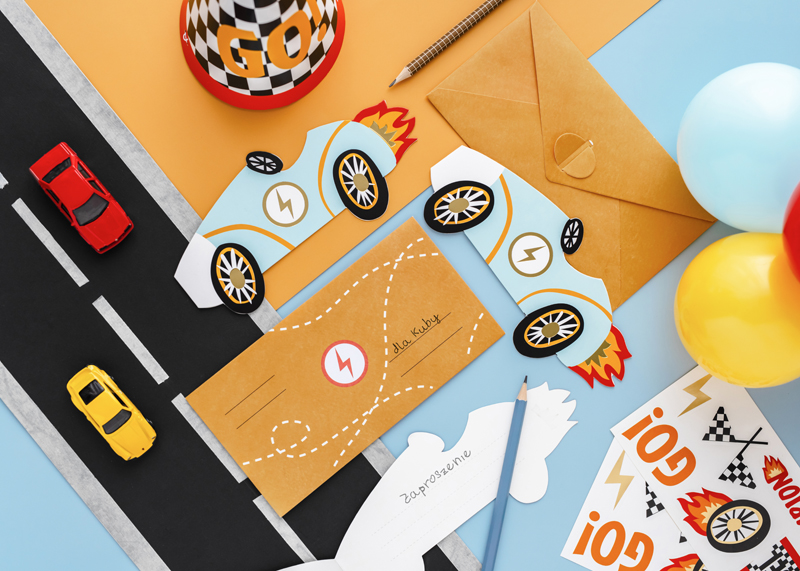  Spielzeugauto, Pappmodell, Papierbastelei, farbenfroher, Luftballons