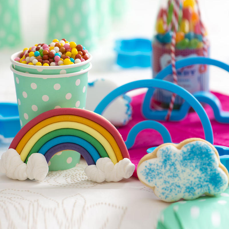 Kindergeburtstag-Ausstechformen-Rgeenbogen-Wolke-2