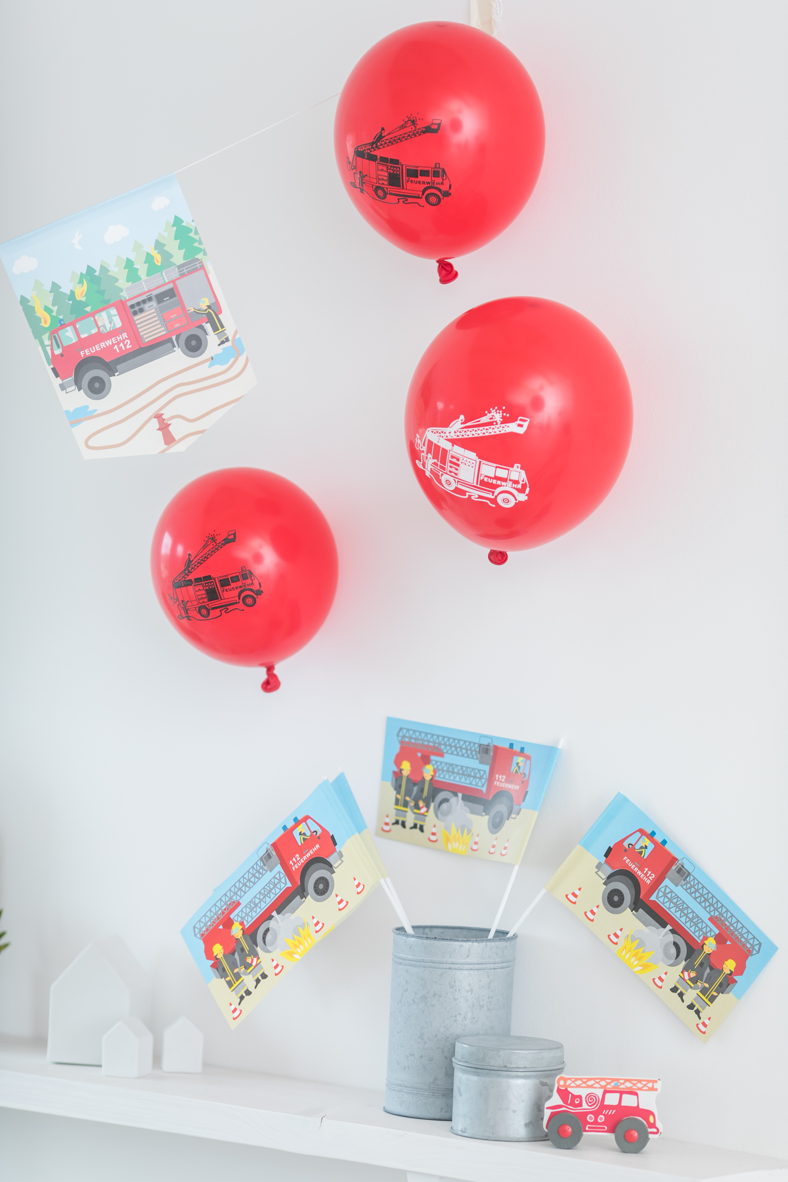 kinderparty 4013986502051FWFLAGGE013_03