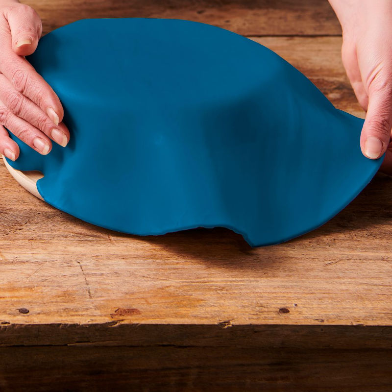 Kindergeburtstag-FunCakes_Fondant_ausgerollt_Denim_Blau_1