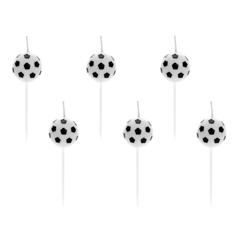 Kindergeburtstag-Geburtstagskerzen-Fussballe